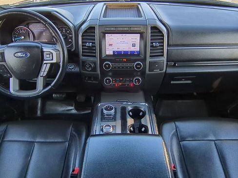 Used 2021 Ford Expedition Max XLT image 14