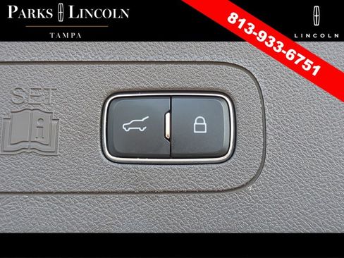 Used 2022 Lincoln Aviator Reserve w/ Elements Package Plus RWD image 9