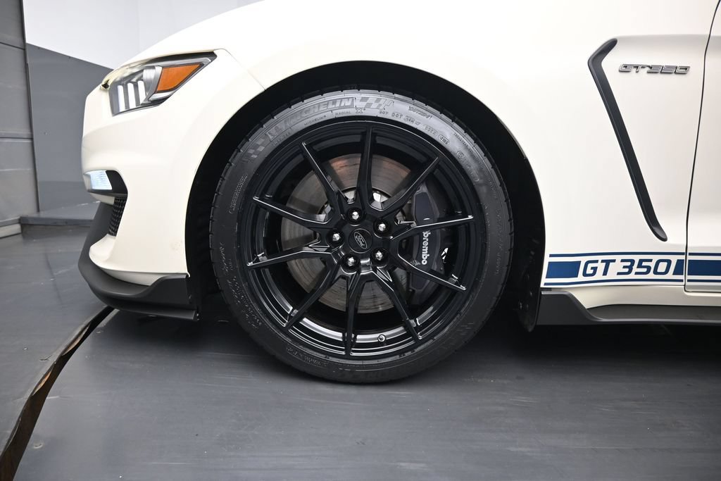 Certified 2020 Ford Mustang Shelby GT350 w/ Technology Package RWD image 22
