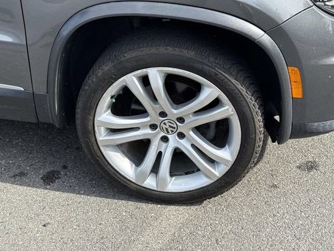 Used 2016 Volkswagen Tiguan SEL FWD image 7