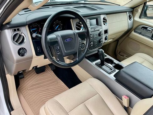 Used 2017 Ford Expedition EL XLT w/ Equipment Group 201A AWD/4WD image 37