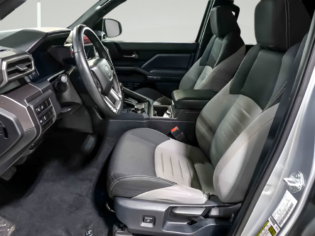 Certified 2025 Toyota Tacoma TRD Off-Road AWD/4WD image 10