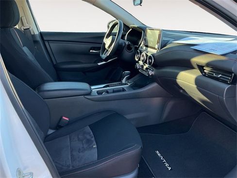 Used 2024 Nissan Sentra SR image 13