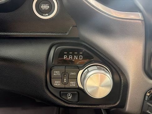 Used 2020 RAM 1500 Laramie w/ Sport Appearance Package AWD/4WD image 28