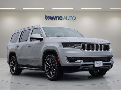 Used 2022 Jeep Wagoneer Series II w/ Premium Group I image 7