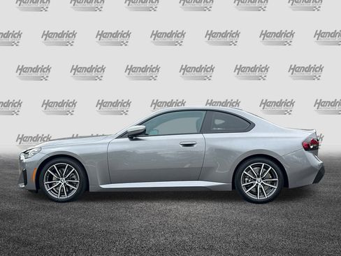 Used 2025 BMW 230i Coupe w/ Premium Package image 8