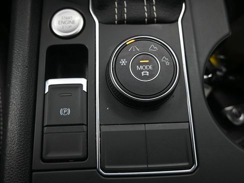 Used 2022 Volkswagen Atlas SE AWD/4WD image 21