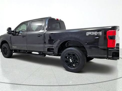Used 2023 Ford F250 XLT w/ Black Appearance Package AWD/4WD image 6