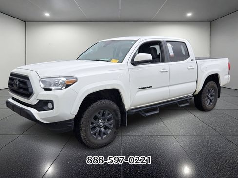 Used 2023 Toyota Tacoma SR5 image 6