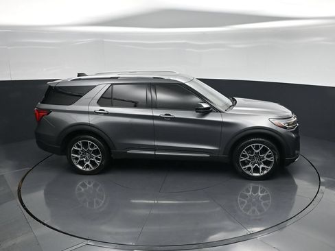 Used 2025 Ford Explorer Platinum w/ Ultimate Package AWD/4WD image 53