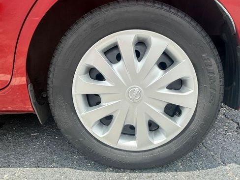 Used 2015 Nissan Versa Note SV FWD image 14