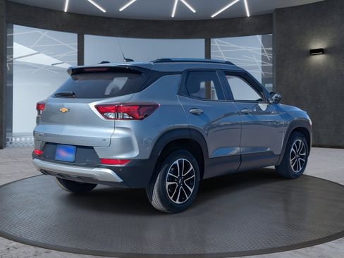 Used 2024 Chevrolet TrailBlazer LT w/ Driver Confidence Package image 6