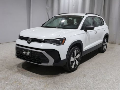 Used 2025 Volkswagen Taos S AWD/4WD image 7