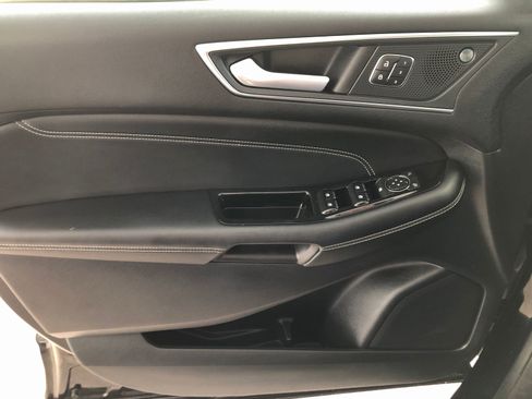 Used 2020 Ford Edge Titanium w/ Class II Trailer Tow Package image 38