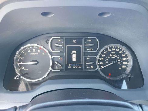 Used 2020 Toyota Tundra SR5 w/ SR5 Upgrade Package image 15