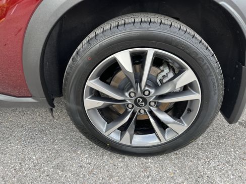 Certified 2023 INFINITI QX60 Luxe w/ Vision Package AWD/4WD image 14