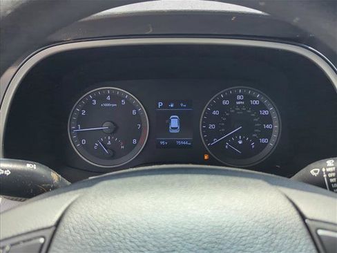 Used 2020 Hyundai Tucson Value FWD image 16