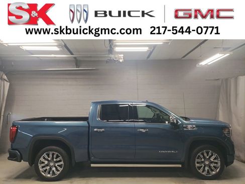 New 2026 GMC Sierra 1500 Denali w/ Denali Reserve Package AWD/4WD image 1
