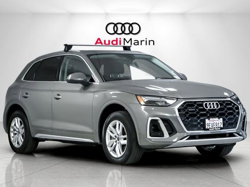 Used 2023 Audi Q5 2.0T Premium w/ Convenience Package image 7