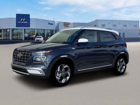 New 2026 Hyundai Venue SEL image 2