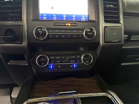 Used 2020 Ford Expedition Max Platinum RWD image 20