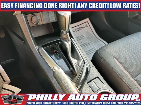 Used 2019 Toyota Corolla LE FWD image 34