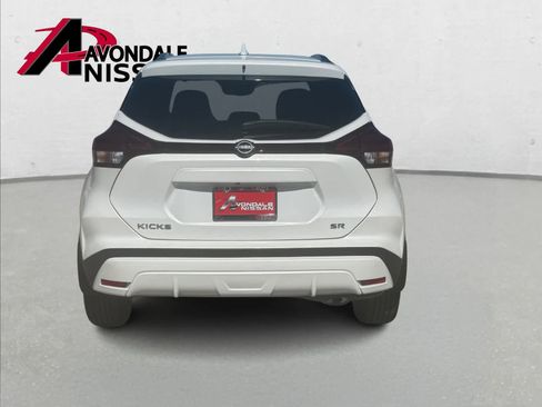 Certified 2023 Nissan Kicks SR w/ SR Premium Package image 6