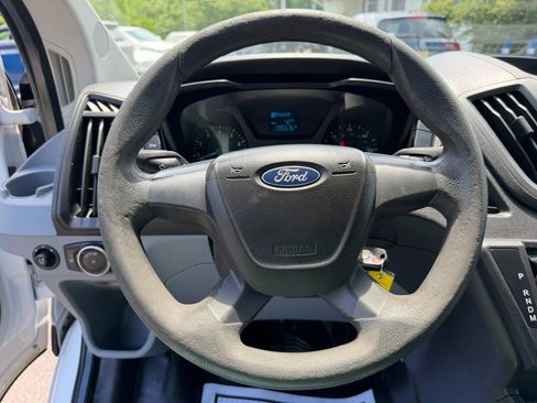 Used 2017 Ford Transit 150 130 Low Roof RWD image 17