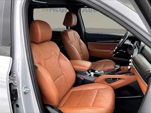 Used 2023 Kia Telluride EX X-Line image 30