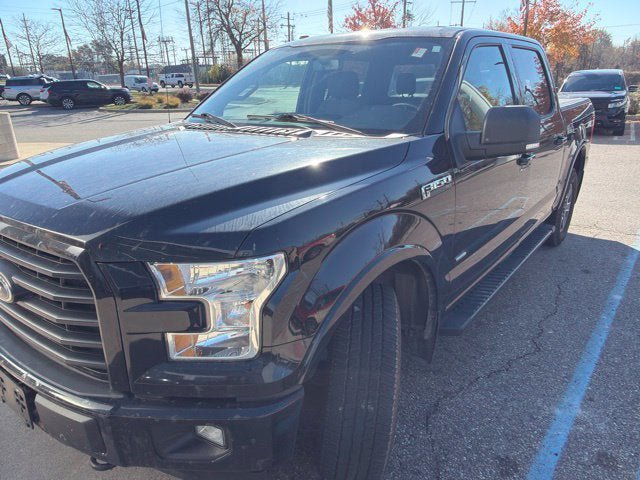 Used 2017 Ford F150 XLT w/ Equipment Group 302A Luxury AWD/4WD image 1