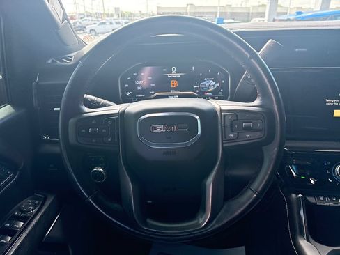 Used 2024 GMC Sierra 2500 AT4X AWD/4WD image 18