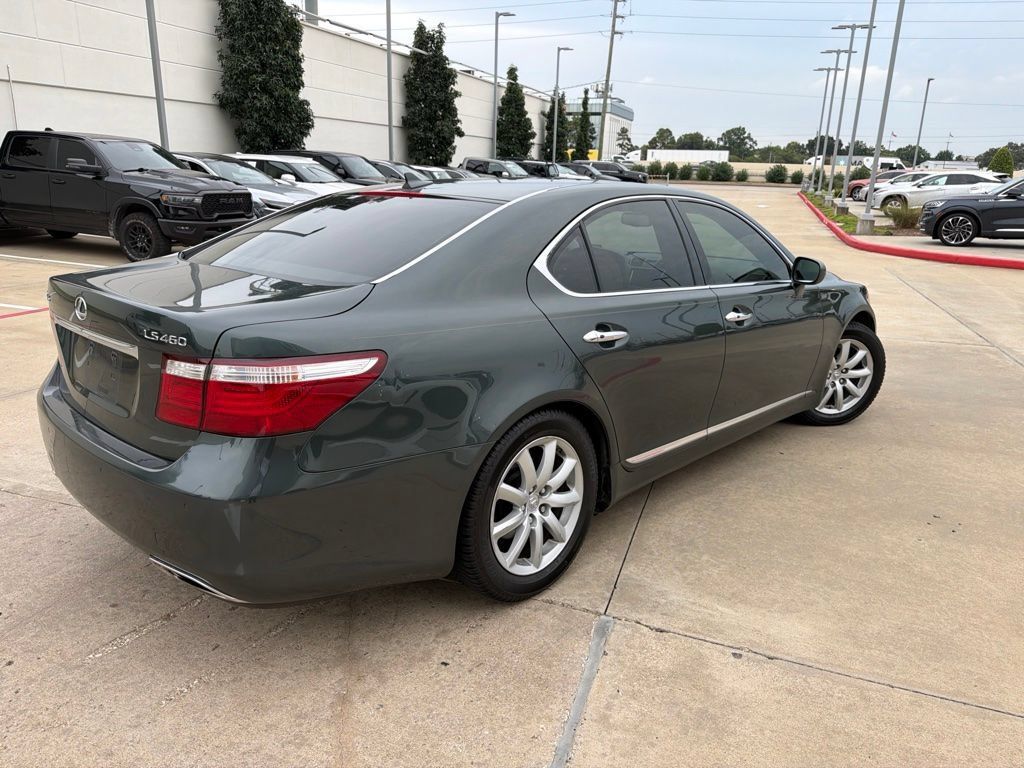 Used 2007 Lexus LS 460 RWD image 3