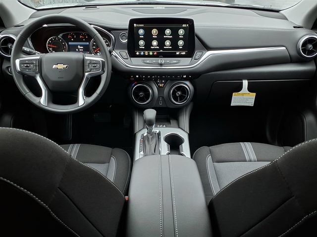 New 2026 Chevrolet Blazer LT w/ Convenience Package FWD image 10