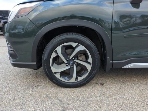 Used 2023 Subaru Forester Touring image 32