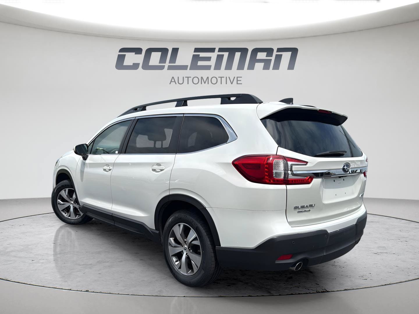 Used 2025 Subaru Ascent Premium AWD/4WD image 7