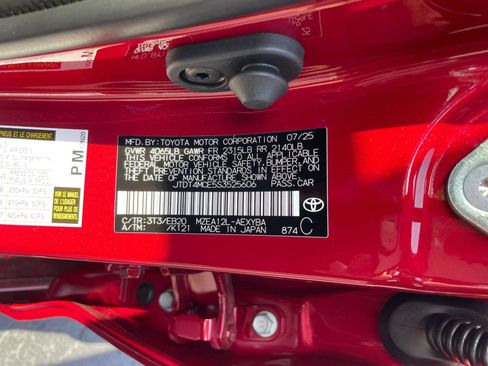 Used 2025 Toyota Corolla XSE image 31