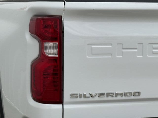 Used 2025 Chevrolet Silverado 2500 W/T w/ WT/CX Safety Package AWD/4WD image 6