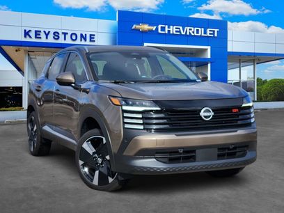 Used 2025 Nissan Kicks SR