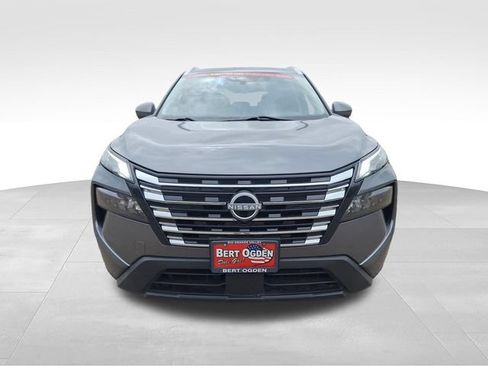 Certified 2024 Nissan Rogue SV w/ SV Premium Package FWD image 2