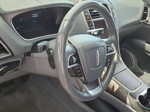 Used 2019 Lincoln Nautilus Reserve w/ Ultimate Package AWD/4WD image 10