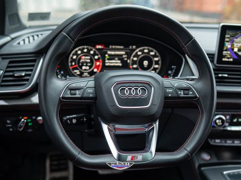 Used 2018 Audi SQ5 Prestige w/ Prestige Package image 24