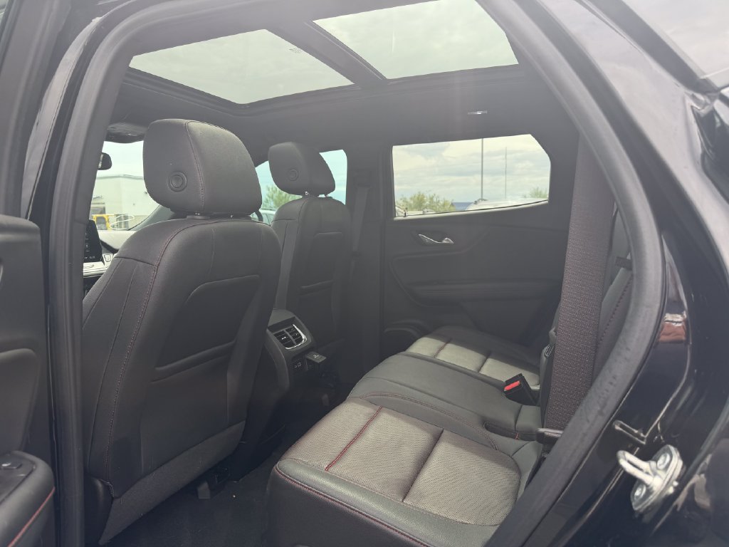 Used 2023 Chevrolet Blazer RS w/ Enhanced Convenience Package FWD image 6