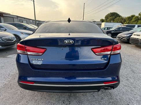 Used 2018 Kia Optima EX w/ Premium Package FWD image 5