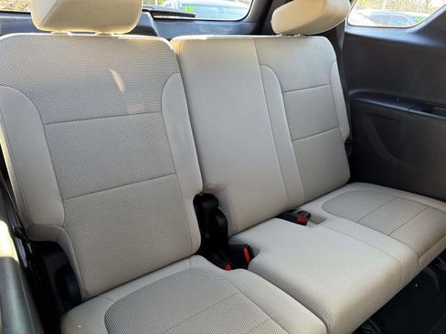 Certified 2023 Chevrolet Traverse LS image 10