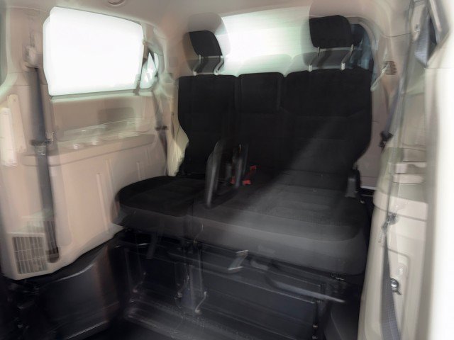 Used 2019 Dodge Grand Caravan SE FWD image 34