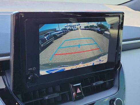 Used 2025 Toyota Corolla SE FWD image 34