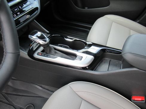 Used 2024 Buick Envista Avenir FWD image 19