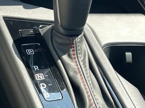 New 2026 Nissan Sentra SR w/ Floor Mat Package FWD image 31