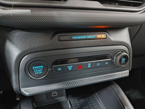 Certified 2025 Ford Bronco Sport Big Bend w/ Convenience Package image 29