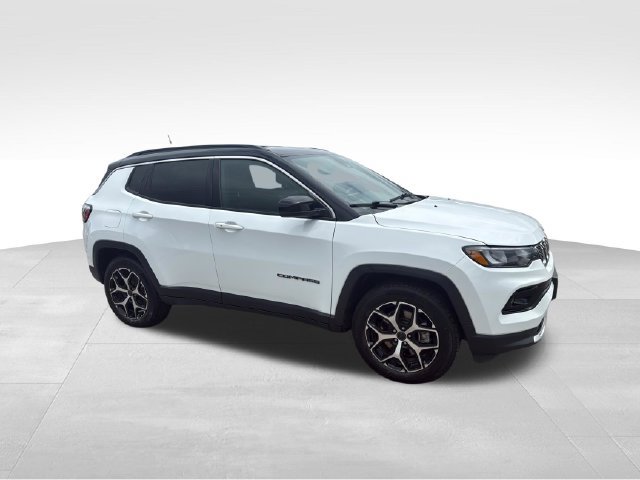 Used 2025 Jeep Compass Limited AWD/4WD image 13